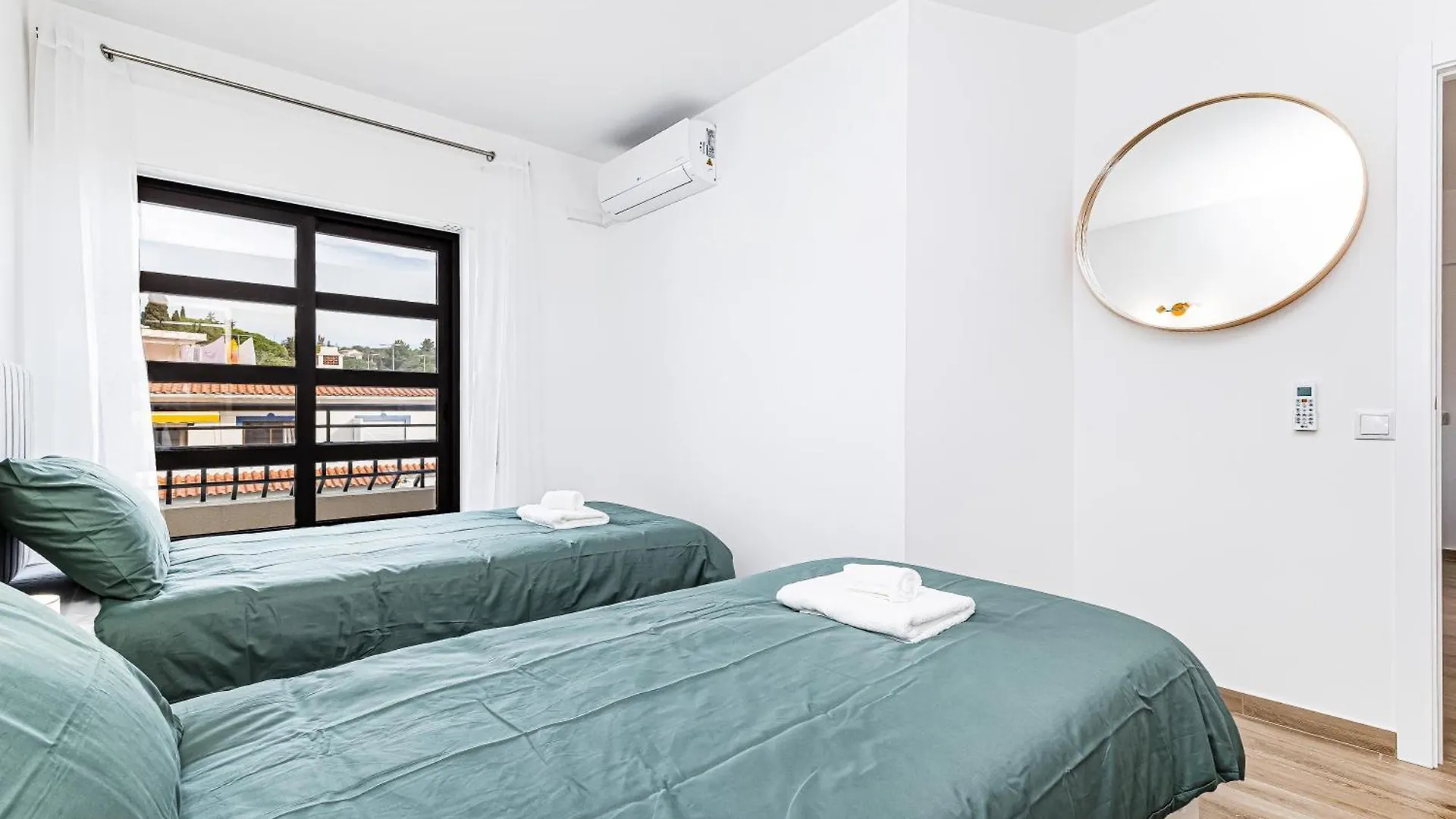 Apartment Cote Et Mer - By Bedzy Carvoeiro  Portugal